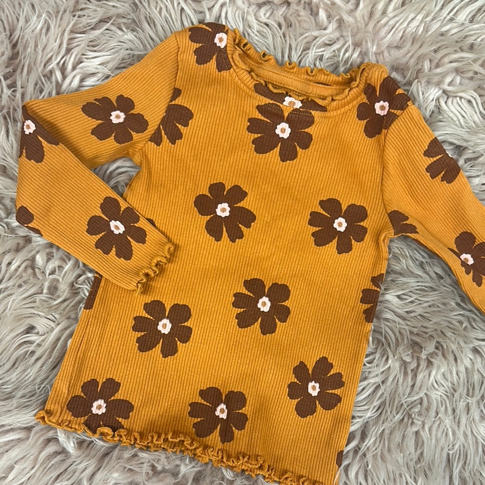 Little Earthlings Flower Top
